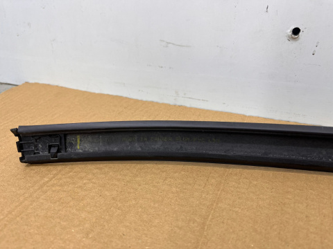 Listwa Bmw X5 G05 18- dachowa prawa lewa nakładka komplet 7416899 7416900 Listwa Bmw X5 G05 18- dachowa prawa lewa nakładka komplet 7416899 7416900