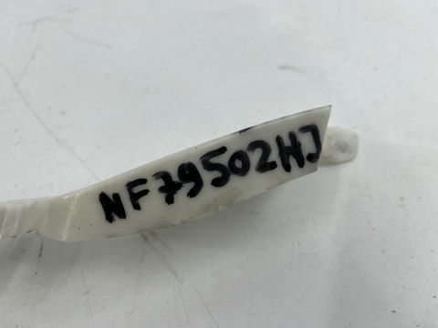 Ślizg Mazda MX-5 III 05-15r. prawe tylne mocowanie zderzaka wspornik nf79502hj Ślizg Mazda MX-5 III 05-15r. prawe tylne mocowanie zderzaka wspornik nf79502hj