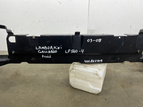 Zderzak przedni Lamborghini Gallardo PRZEDLIFT Mocowanie ślizg 2003-2008 Zderzak przedni Lamborghini Gallardo PRZEDLIFT Mocowanie ślizg 2003-2008