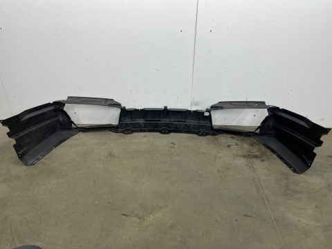 Zderzak przedni Lamborghini Gallardo PRZEDLIFT Mocowanie ślizg 2003-2008 Zderzak przedni Lamborghini Gallardo PRZEDLIFT Mocowanie ślizg 2003-2008