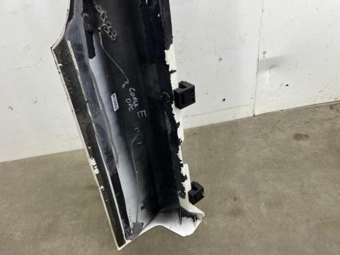 Nakładka progu Opel Corsa E 3drzwi OPC lewa listwa próg zewnętrzny 39004719 Nakładka progu Opel Corsa E 3drzwi OPC lewa listwa próg zewnętrzny 39004719