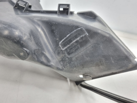 Kanał powietrza zderzaka BMW 3 E92 Coupe E93 Cabrio prawa kierownica chłodzenia hamulców 7161434 Kanał powietrza zderzaka BMW 3 E92 Coupe E93 Cabrio prawa kierownica chłodzenia hamulców 7161434