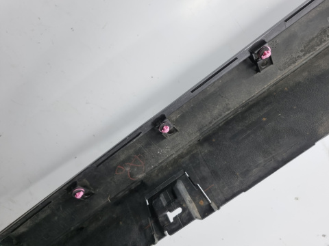 Nakładka progu Mazda 3 IV BP 18r.- lewa listwa lewy próg zewnętrzny BCJH-51P51 Nakładka progu Mazda 3 IV BP 18r.- lewa listwa lewy próg zewnętrzny BCJH-51P51