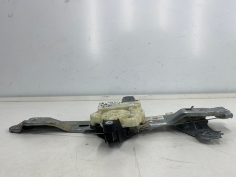 Podnośnik szyb Nissan Qashqai II 2 J11 Renault Kadjar 2013-2021r. silniczek mechanizm lewy tył 6pin 82701-hv00b Podnośnik szyb Nissan Qashqai II 2 J11 Renault Kadjar 2013-2021r. silniczek mechanizm lewy tył 6pin 82701-hv00b