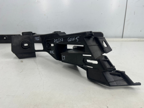 Ślizg VW Golf V 5 HB 3drzdi 5 drzwi prawe lewe środkowe tylne mocowanie zderzaka KOMPLET Ślizg VW Golf V 5 HB 3drzdi 5 drzwi prawe lewe środkowe tylne mocowanie zderzaka KOMPLET