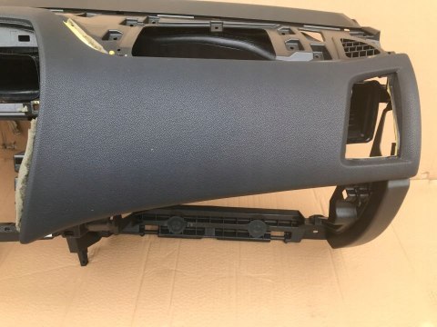 Deska rozdzielcza Mitsubishi ASX I kokpit konsola dolna