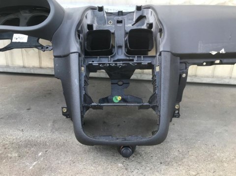 Deska rozdzielcza Opel Corsa D 06-14r. kokpit konsola