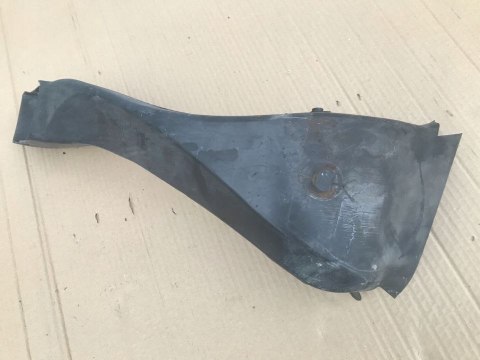 Kanał powietrza BMW 3 e46 99-06r. wlot kierownica chłodzenia chłodniczki paliwa 2247413 Kanał powietrza BMW 3 e46 99-06r. wlot kierownica chłodzenia chłodniczki paliwa 2247413