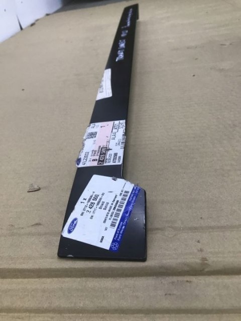 Listwa Ford Tourneo Connect II MK2 13-22r. boczna prawa maskownica nakładka prowadnicy drzwi dt11-1625030-bd Listwa Ford Tourneo Connect II MK2 13-22r. boczna prawa maskownica nakładka prowadnicy drzwi dt11-1625030-bd