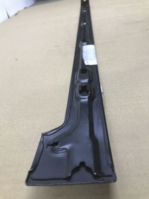 Listwa Ford Tourneo Connect II MK2 13-22r. boczna prawa maskownica nakładka prowadnicy drzwi dt11-1625030-bd Listwa Ford Tourneo Connect II MK2 13-22r. boczna prawa maskownica nakładka prowadnicy drzwi dt11-1625030-bd