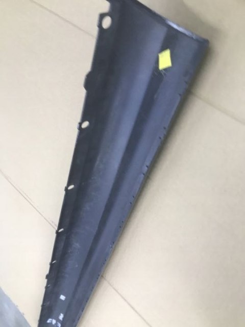 Listwa Mercedes Vito III w447 AMG Exclusive dolna prawa nakładka drzwi bocznych przesuwnych próg a4476906001 Listwa Mercedes Vito III w447 AMG Exclusive dolna prawa nakładka drzwi bocznych przesuwnych próg a4476906001