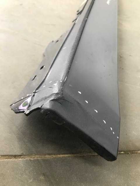 Nakładka progu BMW 3 F30 F31 11-18r. prawa listwa próg zewnętrzny Black Saphire 7256912 Nakładka progu BMW 3 F30 F31 11-18r. prawa listwa próg zewnętrzny Black Saphire 7256912