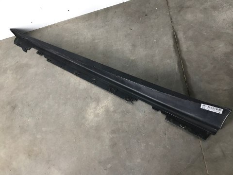 Nakładka progu BMW 3 F30 F31 11-18r. prawa listwa próg zewnętrzny Black Saphire 7256912 Nakładka progu BMW 3 F30 F31 11-18r. prawa listwa próg zewnętrzny Black Saphire 7256912