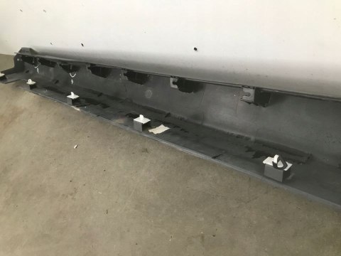 Nakładka progu Hyundai Ioniq 16-22r. prawa listwa próg zewnętrzny 87752-g2000