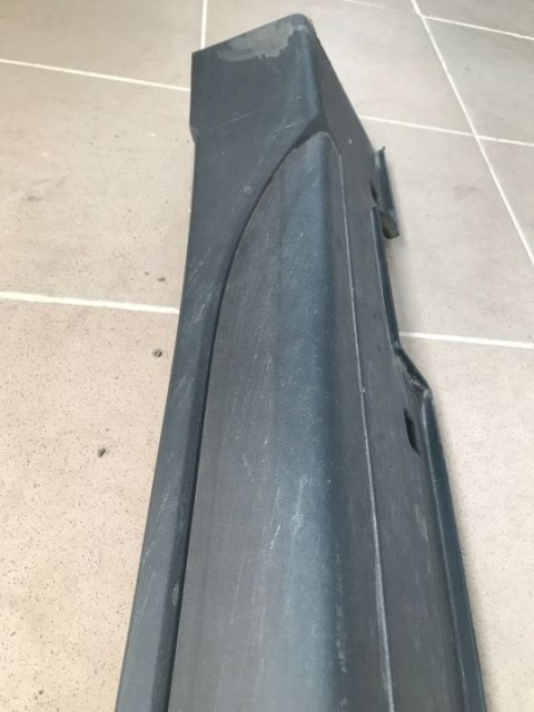 Nakładka progu Hyundai Tucson III 15-20r. prawa listwa próg zewnętrzny Nakładka progu Hyundai Tucson III 15-20r. prawa listwa próg zewnętrzny