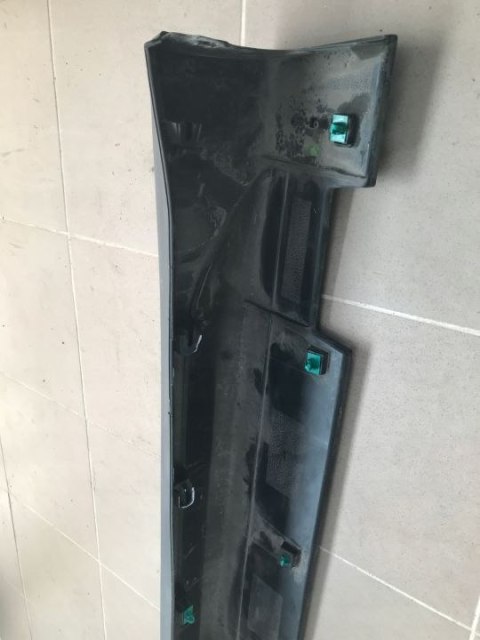 Nakładka progu Hyundai Tucson III 15-20r. prawa listwa próg zewnętrzny Nakładka progu Hyundai Tucson III 15-20r. prawa listwa próg zewnętrzny