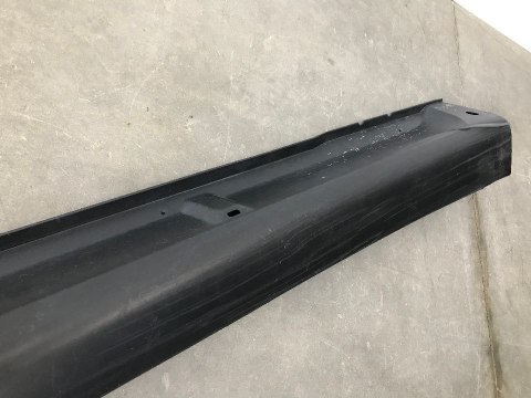 Nakładka progu Mitsubishi Outlander 3 III 12-22r. prawa listwa próg zewnętrzny 6512A422 Nakładka progu Mitsubishi Outlander 3 III 12-22r. prawa listwa próg zewnętrzny 6512A422