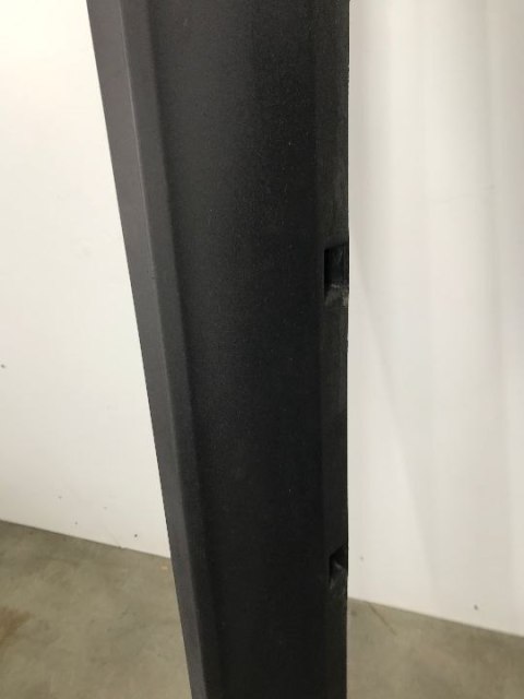 Nakładka progu Opel Crossland X 17r.- prawa listwa próg zewnętrzny 13482064 Nakładka progu Opel Crossland X 17r.- prawa listwa próg zewnętrzny 13482064