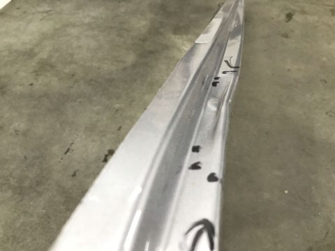 Nakładka progu Renault Zoe 12r.- lewa listwa próg zewnętrzny 764197005R Nakładka progu Renault Zoe 12r.- lewa listwa próg zewnętrzny 764197005R