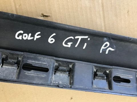 Nakładka progu Vw Golf 6 VI GTI GTD 3Drzwi 08-12r. prawa listwa próg zewnętrzny 5k0853856b Nakładka progu Vw Golf 6 VI GTI GTD 3Drzwi 08-12r. prawa listwa próg zewnętrzny 5k0853856b