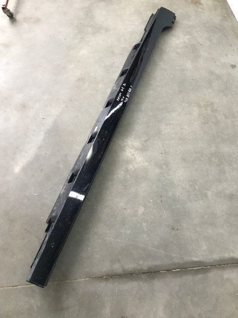 Nakładka progu Vw Passat B8 14-24r. prawa listwa próg zewnętrzny 3G0853858F Nakładka progu Vw Passat B8 14-24r. prawa listwa próg zewnętrzny 3G0853858F