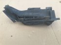 Osłona chłodnicy BMW 3 E46 wlot kierownica powietrza prawa zderzaka pasa przedniego 8197928