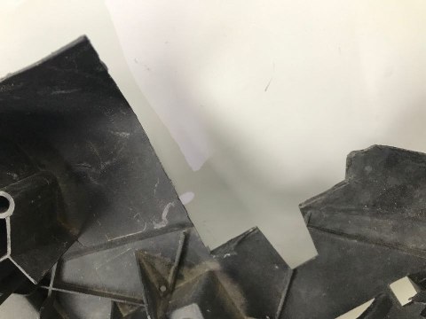 Osłona pod zderzak Citroen C4 Grand Picasso I 06-15r. przednia osłona płyta dolna podwozia 9660005580 Osłona pod zderzak Citroen C4 Grand Picasso I 06-15r. przednia osłona płyta dolna podwozia 9660005580