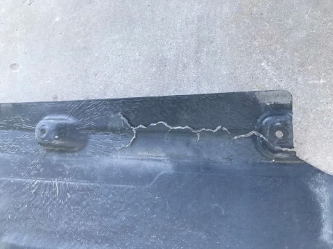 Osłona podwozia BMW 5 F10 F11 dolna płyta prawa lewa KOMPLET Osłona podwozia BMW 5 F10 F11 dolna płyta prawa lewa KOMPLET