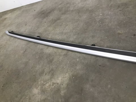 Relingi dachowe Opel Vectra C KOMBI 02-08r. nakładki 13104154 13104155 Relingi dachowe Opel Vectra C KOMBI 02-08r. nakładki 13104154 13104155