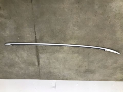 Relingi dachowe Opel Vectra C KOMBI 02-08r. nakładki 13104154 13104155 Relingi dachowe Opel Vectra C KOMBI 02-08r. nakładki 13104154 13104155
