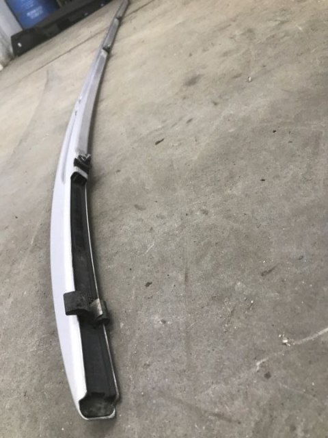 Relingi dachowe Opel Vectra C KOMBI 02-08r. nakładki 13104154 13104155 Relingi dachowe Opel Vectra C KOMBI 02-08r. nakładki 13104154 13104155