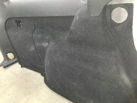 Tapicerka VW Passat B5 KOMBI 96-05r. boczki bagażnika prawy lewy KOMPLET