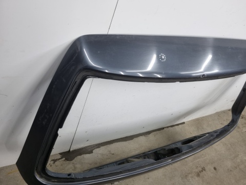 Klapa bagażnika VW Golf IV 4 97-06r. HB Hatchback 1J6827173 Klapa bagażnika VW Golf IV 4 97-06r. HB Hatchback 1J6827173