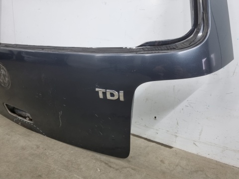 Klapa bagażnika VW Golf IV 4 97-06r. HB Hatchback 1J6827173 Klapa bagażnika VW Golf IV 4 97-06r. HB Hatchback 1J6827173