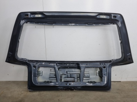 Klapa bagażnika VW Golf IV 4 97-06r. HB Hatchback 1J6827173 Klapa bagażnika VW Golf IV 4 97-06r. HB Hatchback 1J6827173