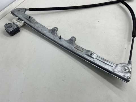 Podnośnik szyb Mitsubishi Colt VI 6 Z30 3Drzwi 04-12r. prawy przedni silniczek mechanizm 2pin 5713a136 Podnośnik szyb Mitsubishi Colt VI 6 Z30 3Drzwi 04-12r. prawy przedni silniczek mechanizm 2pin 5713a136