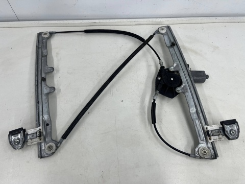 Podnośnik szyb Mitsubishi Colt VI 6 Z30 3Drzwi 04-12r. prawy przedni silniczek mechanizm 2pin 5713a136 Podnośnik szyb Mitsubishi Colt VI 6 Z30 3Drzwi 04-12r. prawy przedni silniczek mechanizm 2pin 5713a136