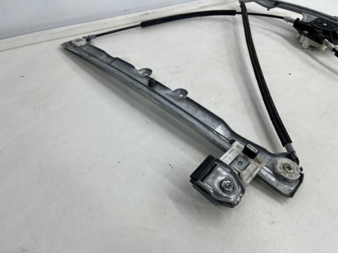 Podnośnik szyb Mitsubishi Colt VI 6 Z30 3Drzwi 04-12r. prawy przedni silniczek mechanizm 2pin 5713a136 Podnośnik szyb Mitsubishi Colt VI 6 Z30 3Drzwi 04-12r. prawy przedni silniczek mechanizm 2pin 5713a136