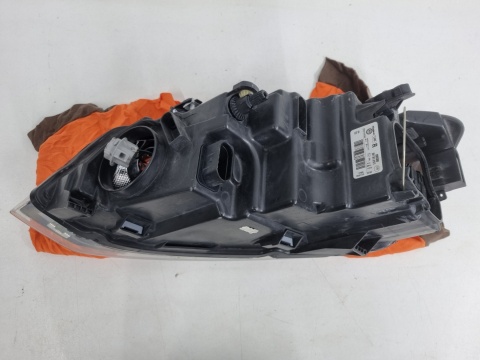 Lampa reflektor VW Polo V 5 09-14r. 6R przedlift prawy przedni 6R1941016E Lampa reflektor VW Polo V 5 09-14r. 6R przedlift prawy przedni 6R1941016E