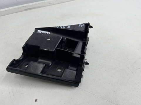 Ślizg Volvo V40 II 12-19r. prawe przednie mocowanie zderzaka wspornik 31395102 Ślizg Volvo V40 II 12-19r. prawe przednie mocowanie zderzaka wspornik 31395102
