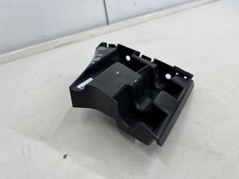 Ślizg Volvo V40 II 12-19r. prawe przednie mocowanie zderzaka wspornik 31395102 Ślizg Volvo V40 II 12-19r. prawe przednie mocowanie zderzaka wspornik 31395102