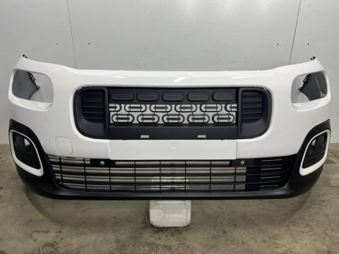 Zderzak przedni Citroen Berlingo IV 4 18r. przód 4XPDC 9816749477