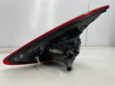 Lampa Mazda CX-5 I 12-14r. przedlift lewa tylna w klapę bagażnika LED ORYGINALNA kd53513g0 Lampa Mazda CX-5 I 12-14r. przedlift lewa tylna w klapę bagażnika LED ORYGINALNA kd53513g0