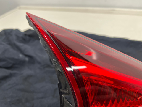 Lampa Mazda CX-5 I 12-14r. przedlift lewa tylna w klapę bagażnika LED ORYGINALNA kd53513g0 Lampa Mazda CX-5 I 12-14r. przedlift lewa tylna w klapę bagażnika LED ORYGINALNA kd53513g0