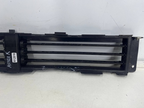 Kierownica powietrza Opel Astra K 15-21r. żaluzja wlot powietrza pasa przedniego 315671560 Kierownica powietrza Opel Astra K 15-21r. żaluzja wlot powietrza pasa przedniego 315671560