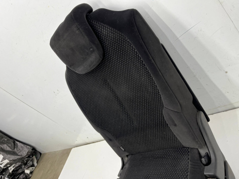 Fotele Citroen C4 GRAND Picasso 1 I 06-13r. środkowy tylny drugi rząd kanapa CZARNY Fotele Citroen C4 GRAND Picasso 1 I 06-13r. środkowy tylny drugi rząd kanapa CZARNY