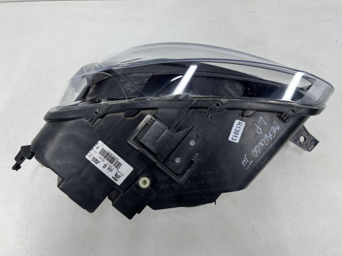 Lampa reflektor Citroen Berlingo III 3 Multispace 2018r.- lewa przednia wersja osobowa 9816825180 Lampa reflektor Citroen Berlingo III 3 Multispace 2018r.- lewa przednia wersja osobowa 9816825180