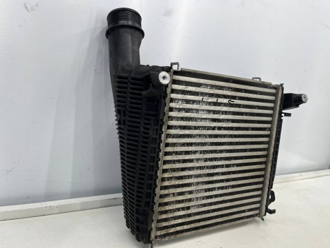Chłodnica intercoolera Porsche Panamera II 971 4s 2.9 V6 T lewy intercooler oryginał 971145803h Chłodnica intercoolera Porsche Panamera II 971 4s 2.9 V6 T lewy intercooler oryginał 971145803h