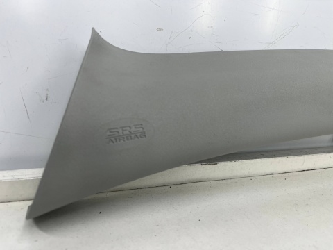 Plastik Mitsubishi ASX I 10-22r. lewa osłona słupka szyby przedniej 7210a181 7210a183 Plastik Mitsubishi ASX I 10-22r. lewa osłona słupka szyby przedniej 7210a181 7210a183
