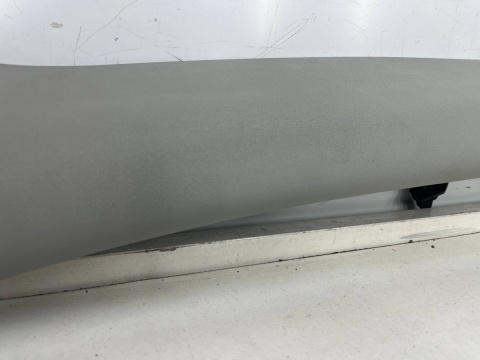 Plastik Mitsubishi ASX I 10-22r. lewa osłona słupka szyby przedniej 7210a181 7210a183 Plastik Mitsubishi ASX I 10-22r. lewa osłona słupka szyby przedniej 7210a181 7210a183
